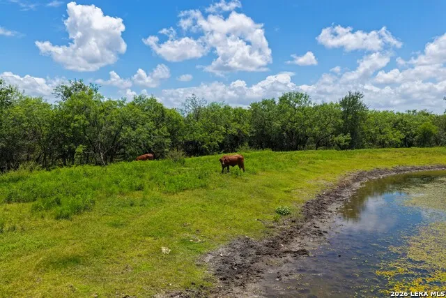 2249 LONG RD Lockhart, TX 78644