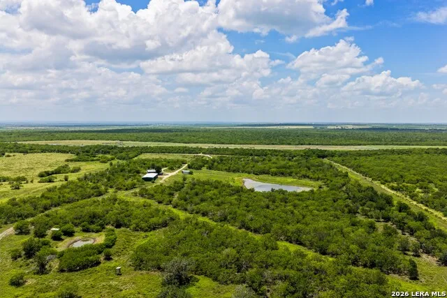 2249 LONG RD Lockhart, TX 78644