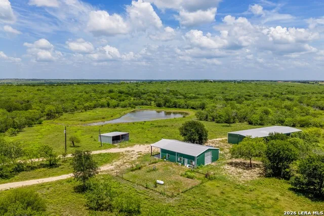 2249 LONG RD Lockhart, TX 78644