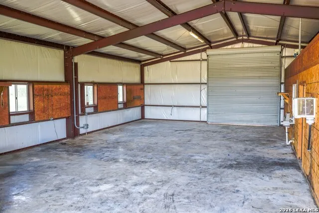 2249 LONG RD Lockhart, TX 78644