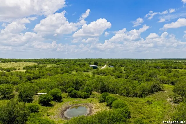 2249 LONG RD Lockhart, TX 78644