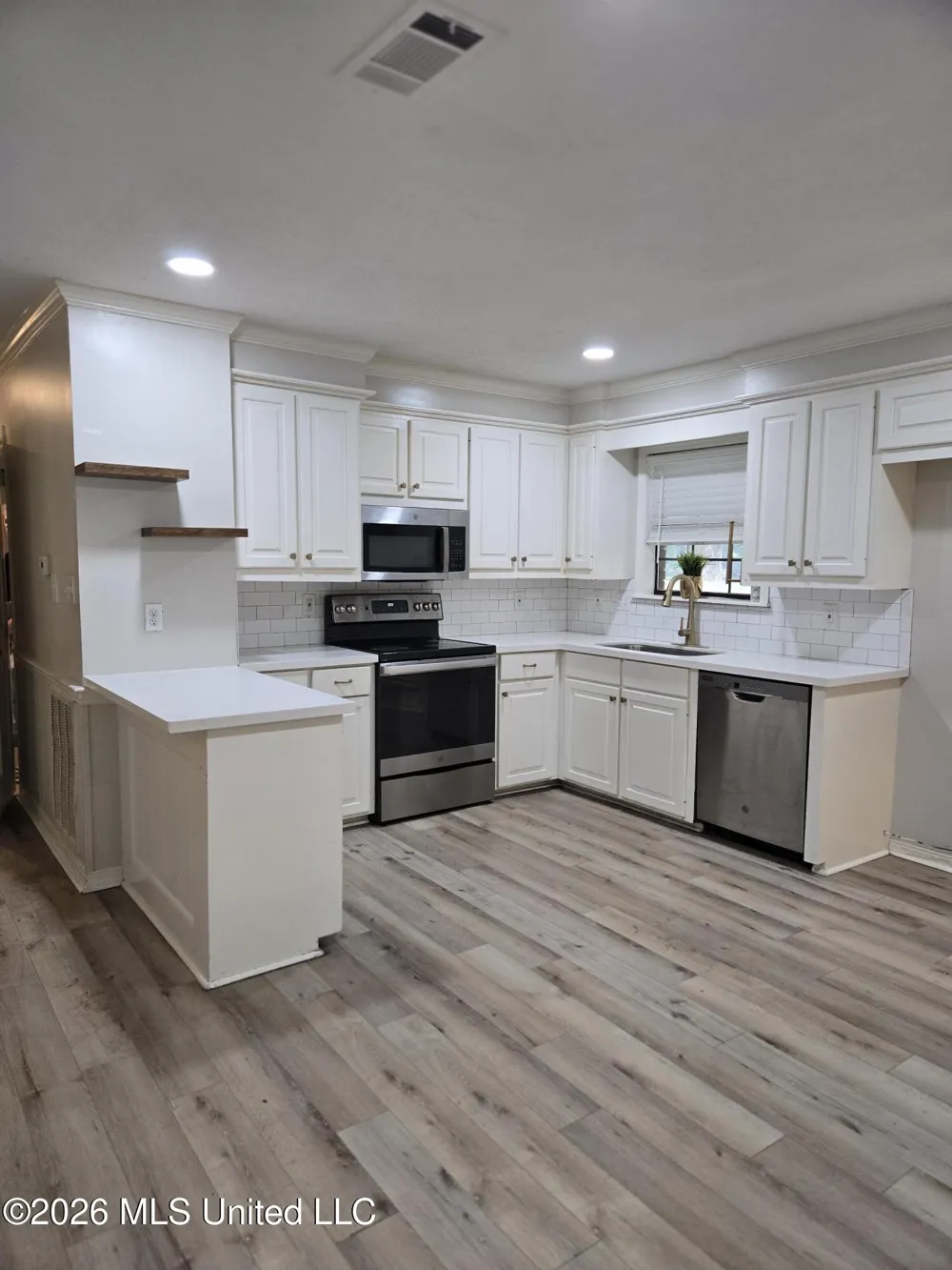205 Casa Grande Drive Clinton, MS 39056