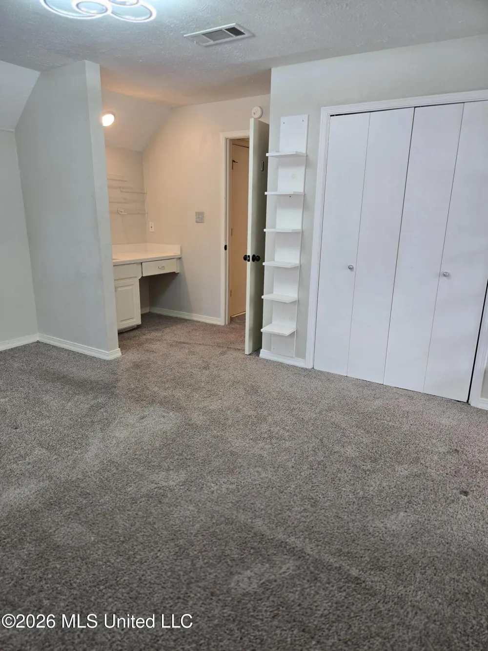 205 Casa Grande Drive Clinton, MS 39056