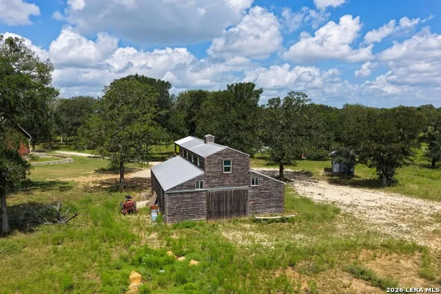 5501 Old Colony Line Rd Lockhart, TX 78644