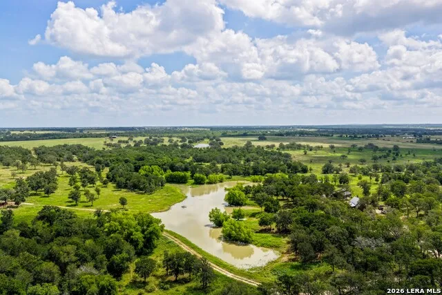 5501 Old Colony Line Rd Lockhart, TX 78644