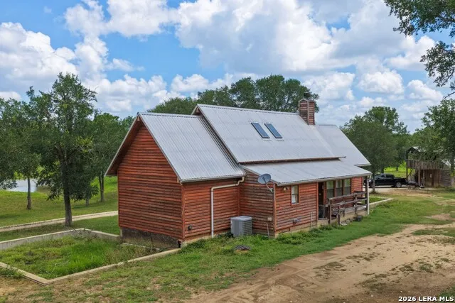 5501 Old Colony Line Rd Lockhart, TX 78644