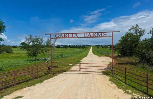 000 CR 259 Gonzales, TX 78629