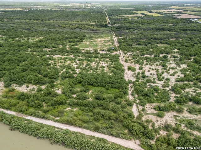 1398 W Moore Ave Quemado, TX 78877
