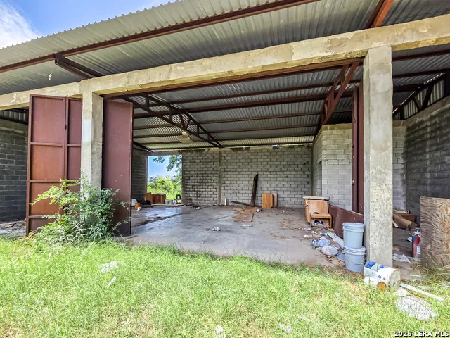 1398 W Moore Ave Quemado, TX 78877