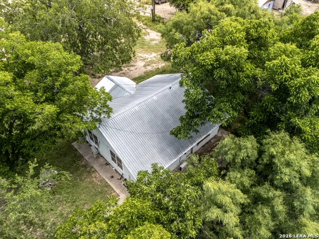 1398 W Moore Ave Quemado, TX 78877