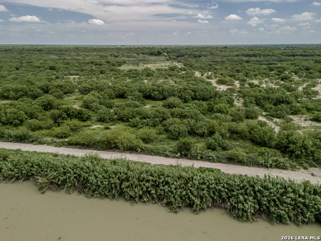 1398 W Moore Ave Quemado, TX 78877