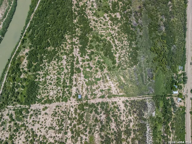 1398 W Moore Ave Quemado, TX 78877