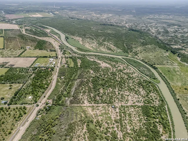 1398 W Moore Ave Quemado, TX 78877