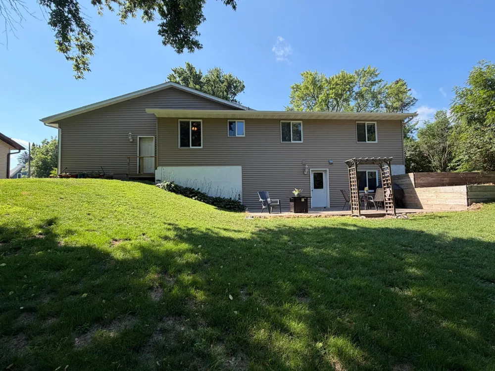 418 1st Street Sandstone, MN 55072