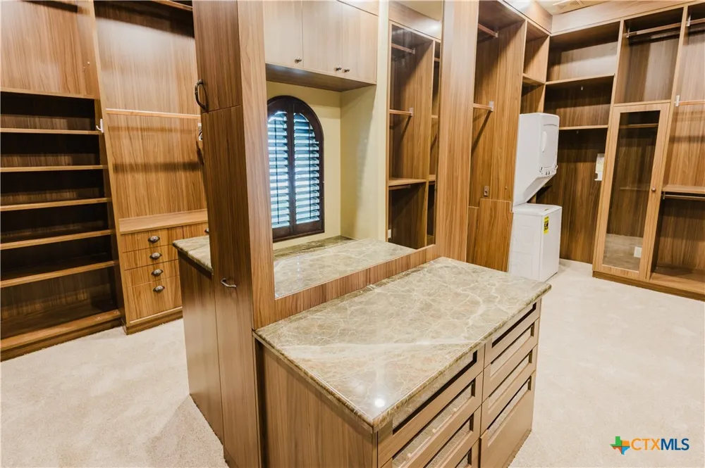 1024 Spanish Trail New Braunfels, TX 78132