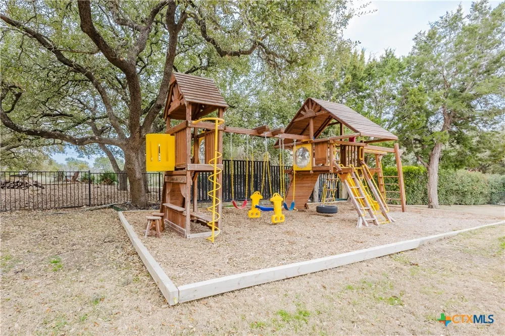 1024 Spanish Trail New Braunfels, TX 78132