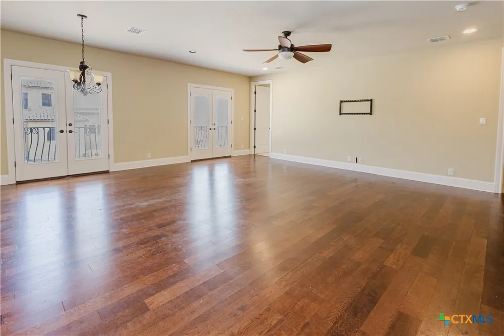 1024 Spanish Trail New Braunfels, TX 78132