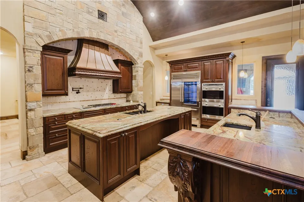 1024 Spanish Trail New Braunfels, TX 78132