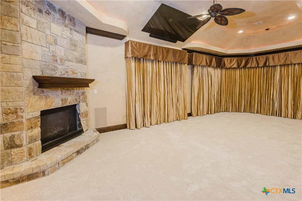 1024 Spanish Trail New Braunfels, TX 78132
