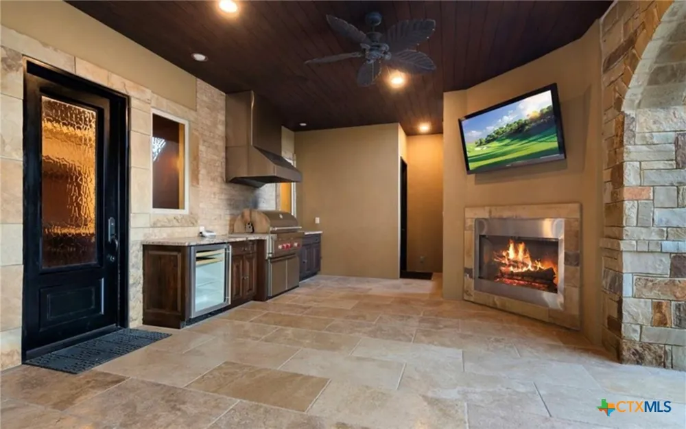1024 Spanish Trail New Braunfels, TX 78132