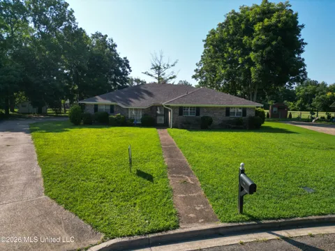 115 Belvedere Court