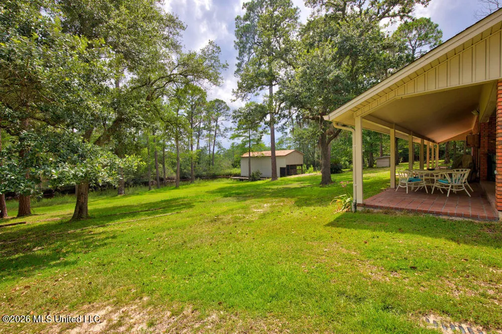 16100 Bayou Cocoa Point Kiln, MS 39556