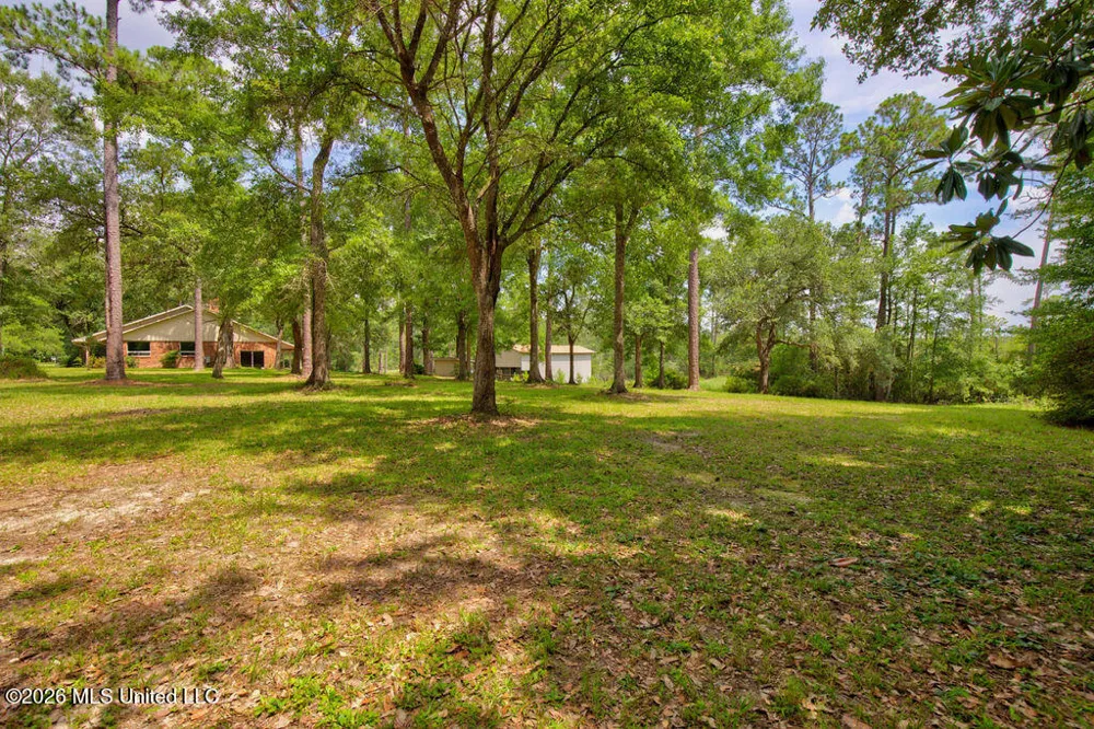 16100 Bayou Cocoa Point Kiln, MS 39556