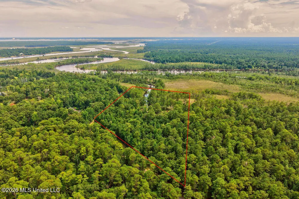 16100 Bayou Cocoa Point Kiln, MS 39556