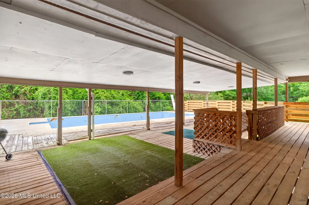 606 Briarwood Lane Picayune, MS 39466