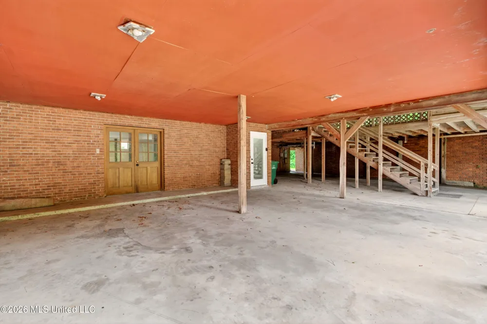 606 Briarwood Lane Picayune, MS 39466