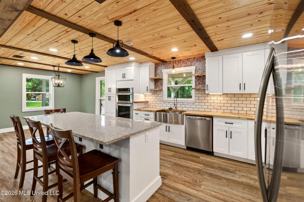 606 Briarwood Lane Picayune, MS 39466