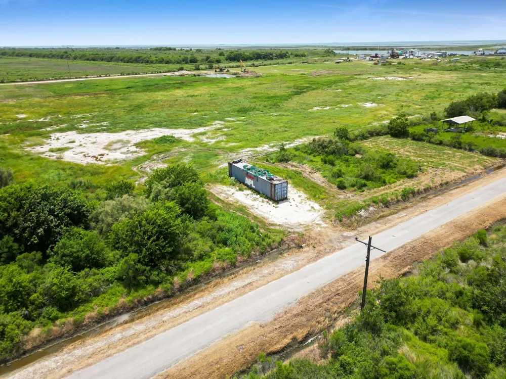 1305 Martinque Lane Port Bolivar, TX 77650