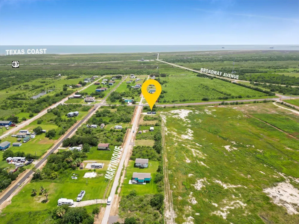 1305 Martinque Lane Port Bolivar, TX 77650