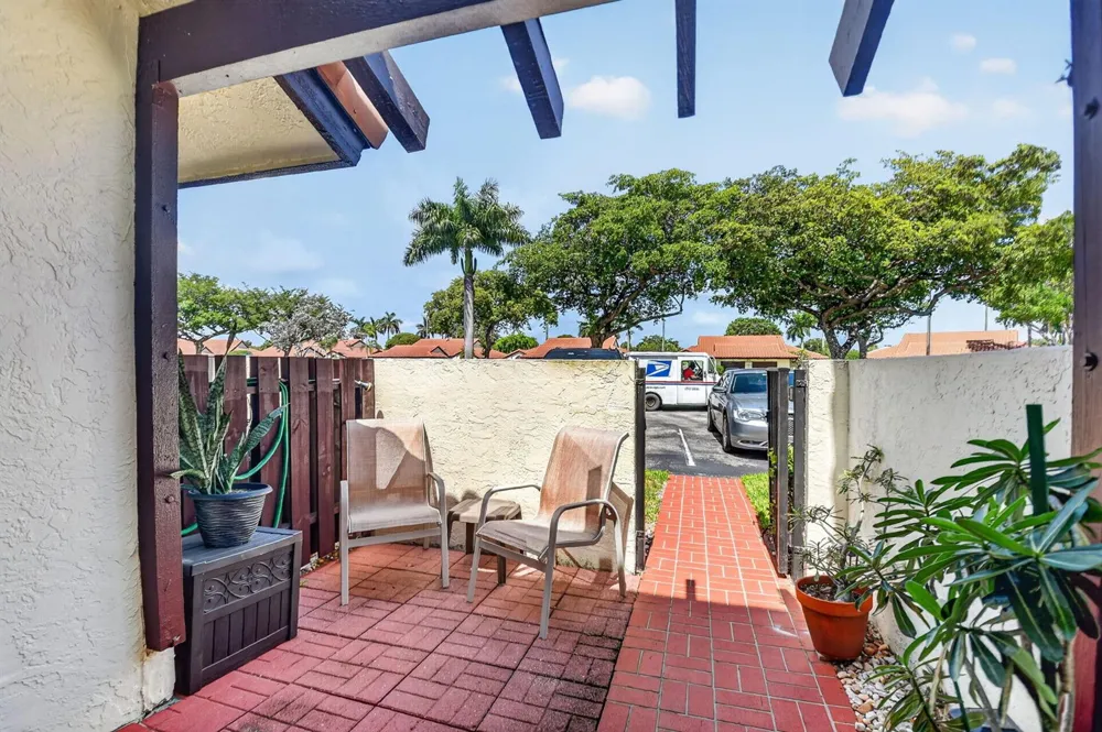 10640 Tropic Palm Avenue #101 Boynton Beach, FL 33437