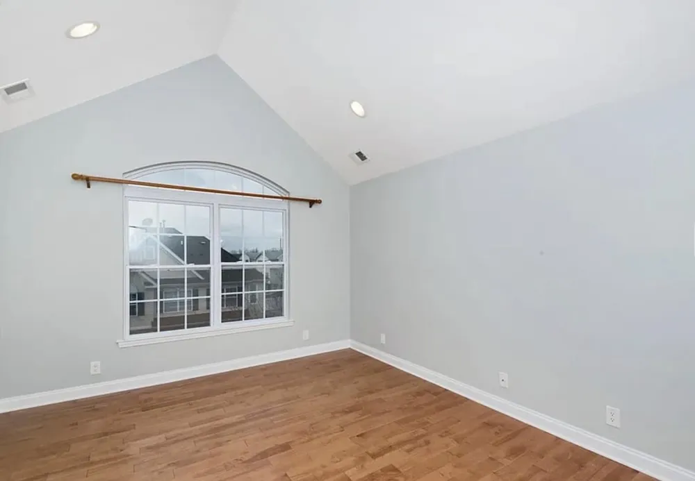 187 BLUE HERON DR Secaucus, NJ 07094