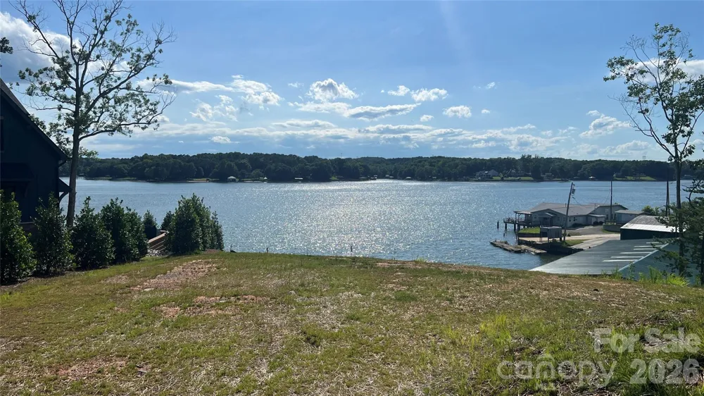 13742 Petworth Court Charlotte, NC 28278