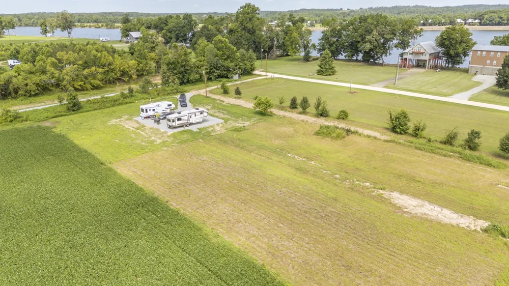 0 Col James Hardin Rd Clifton, TN 38425
