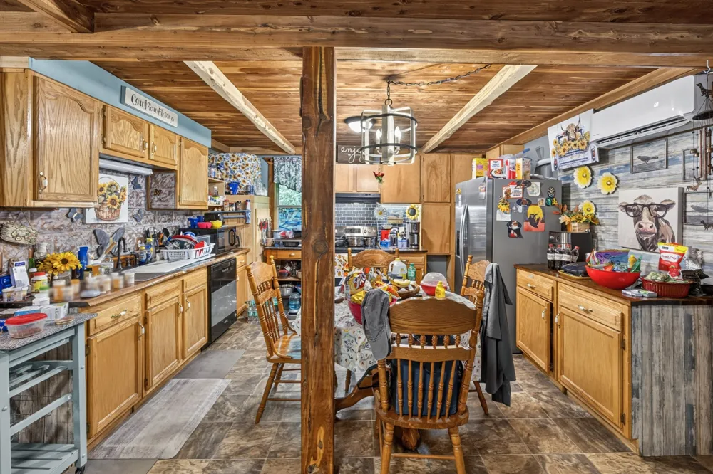 339 Wheeler Town Lane Bloomington Springs, TN 38545