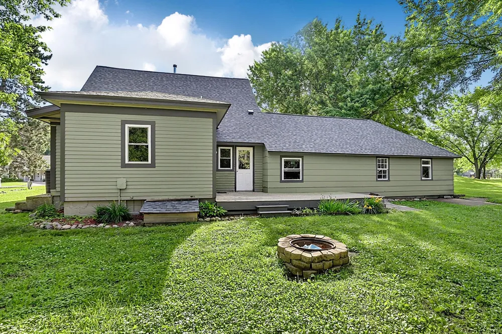 440 River Drive W Milaca, MN 56353
