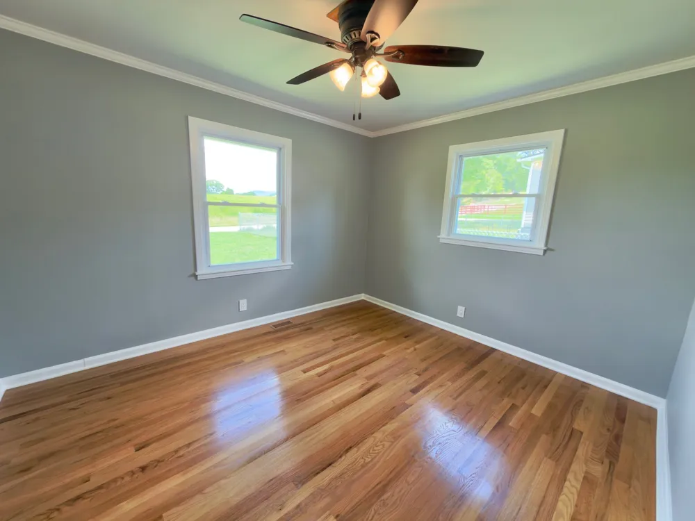 925 Old McMinnville Rd Woodbury, TN 37190