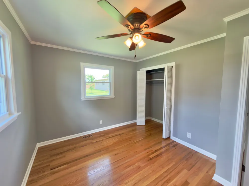 925 Old McMinnville Rd Woodbury, TN 37190