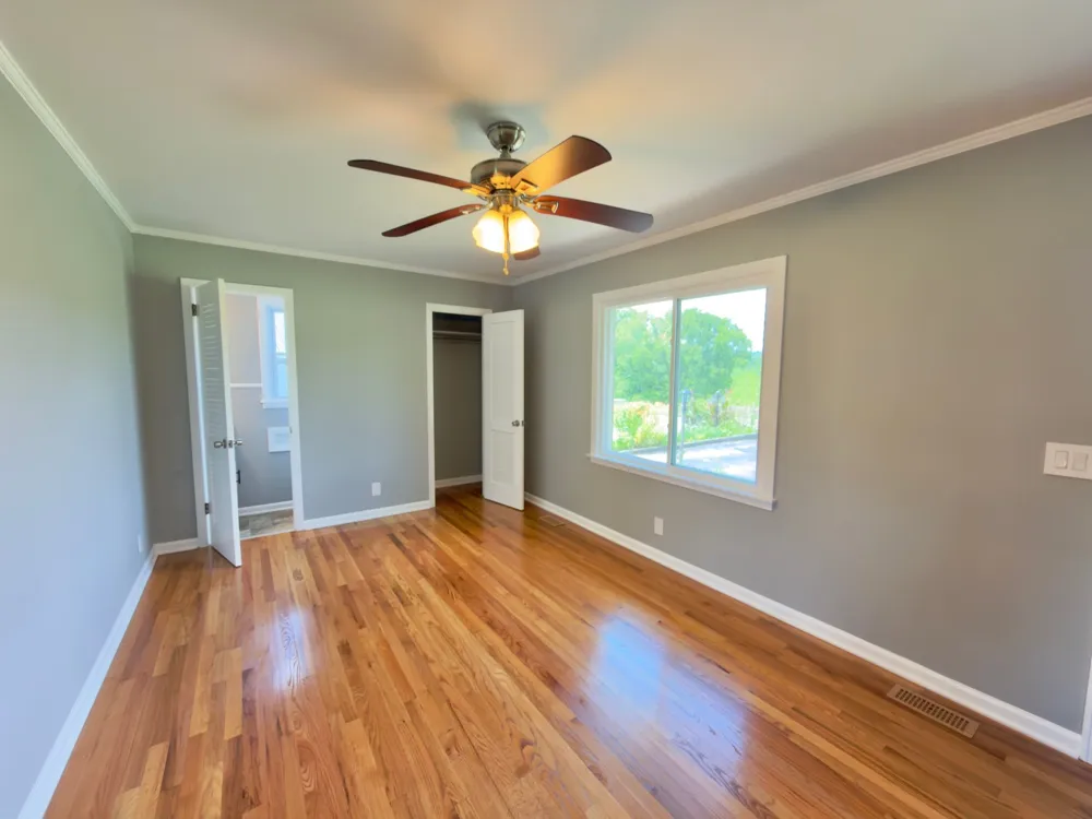925 Old McMinnville Rd Woodbury, TN 37190