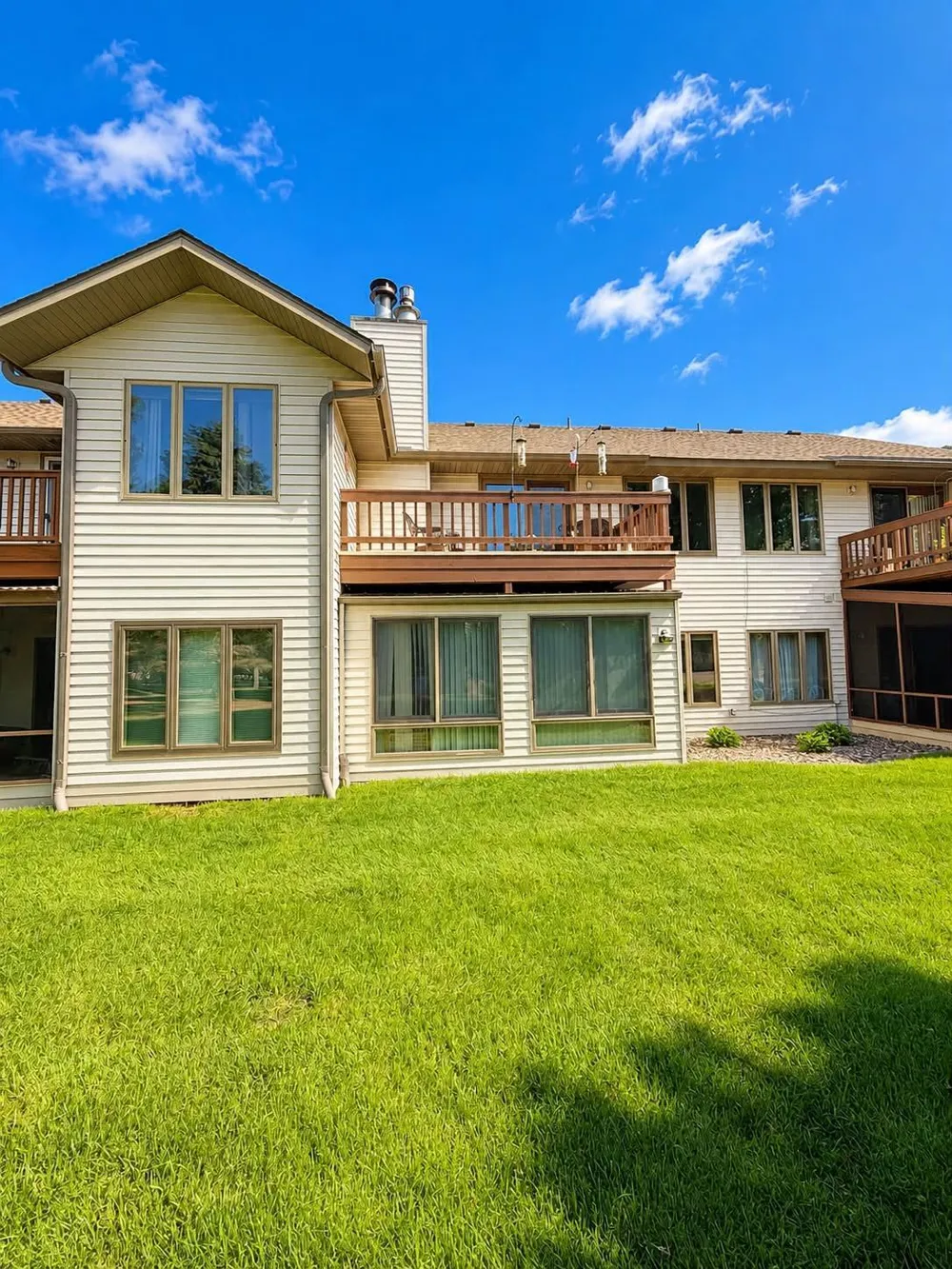 2066 Stockinger Drive Saint Cloud, MN 56303