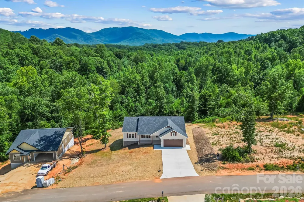 2456 Saratoga Run #58 Morganton, NC 28655