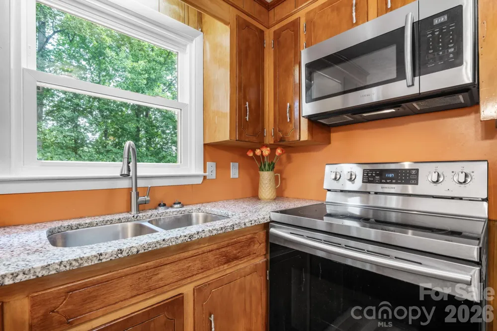2428 Cedar Valley Drive Conover, NC 28613