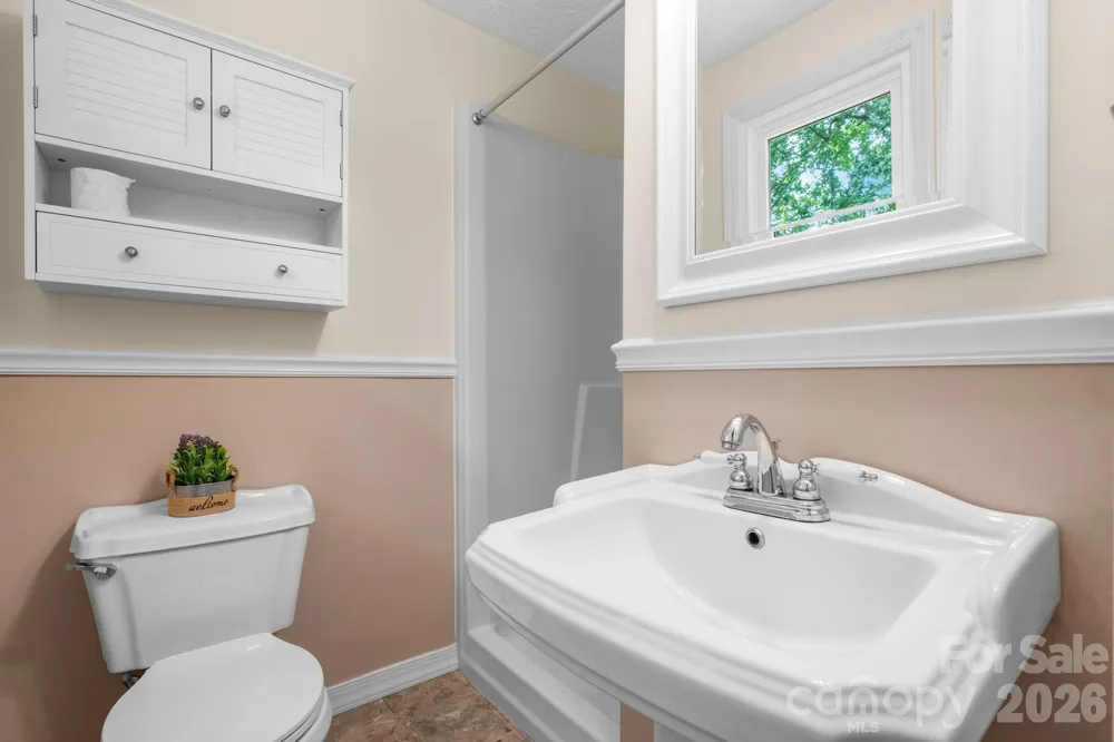 2428 Cedar Valley Drive Conover, NC 28613