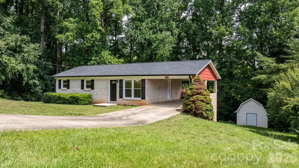 2428 Cedar Valley Drive Conover, NC 28613