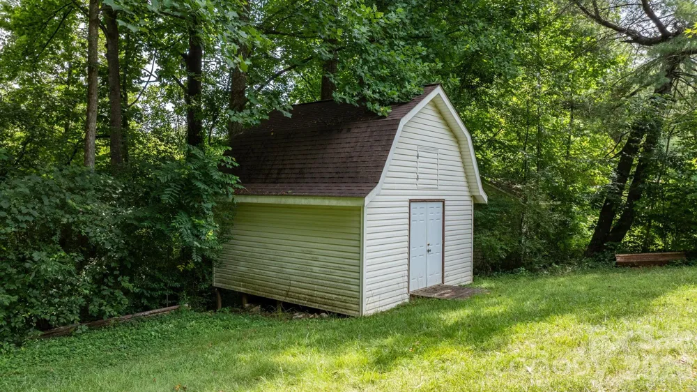 2428 Cedar Valley Drive Conover, NC 28613