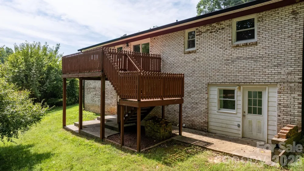 2428 Cedar Valley Drive Conover, NC 28613