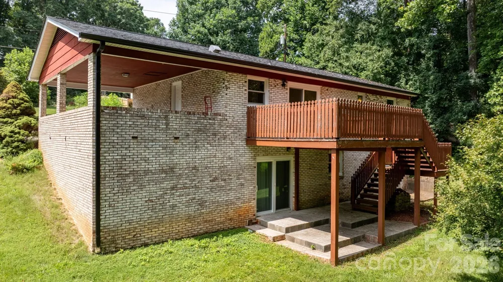 2428 Cedar Valley Drive Conover, NC 28613